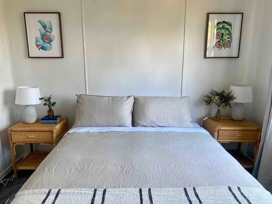 Charming Mid Century Bungalow- Entire Home Stanthorpe Australien